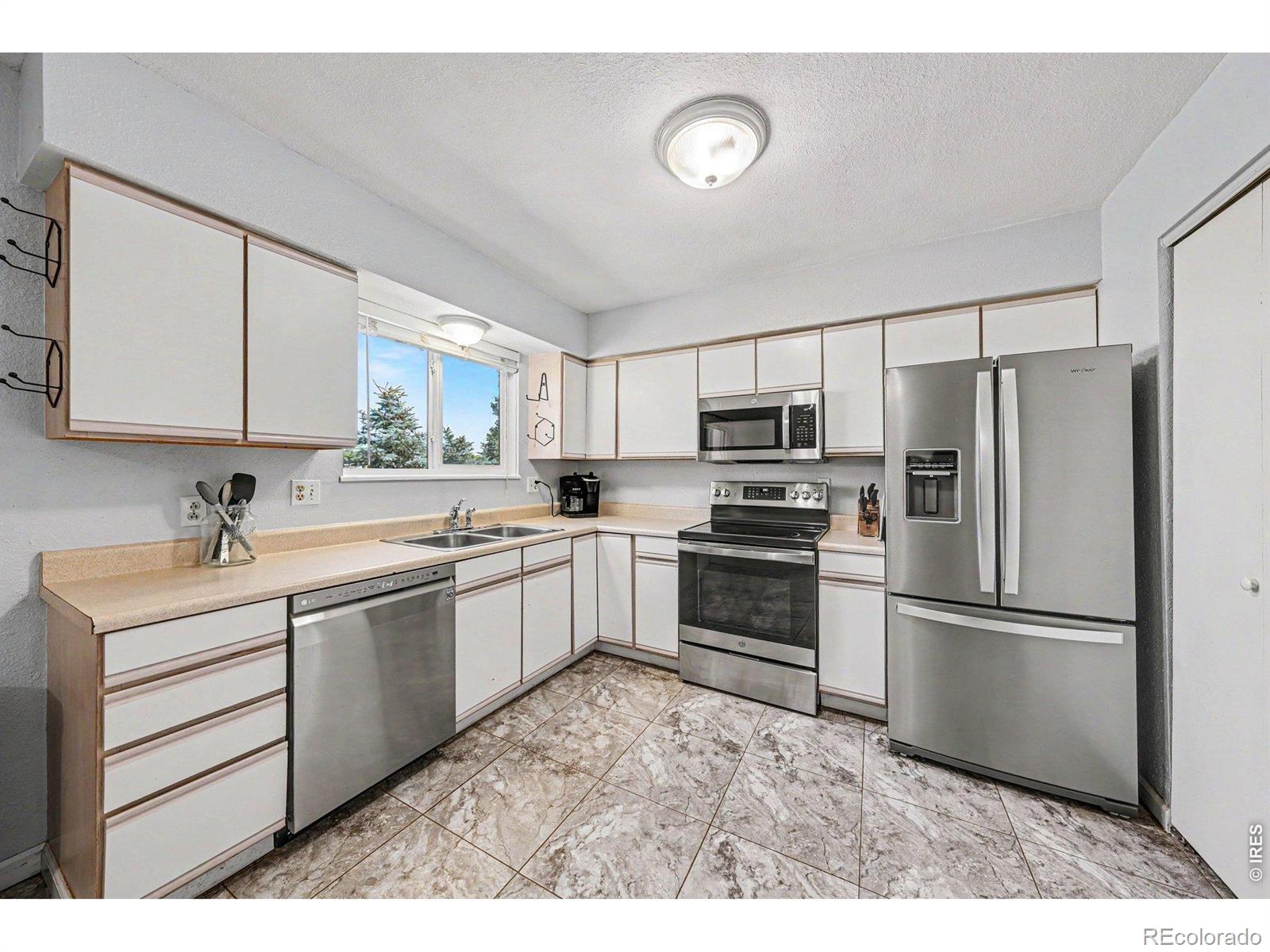 MLS Image #8 for 2056 s colorado avenue,loveland, Colorado