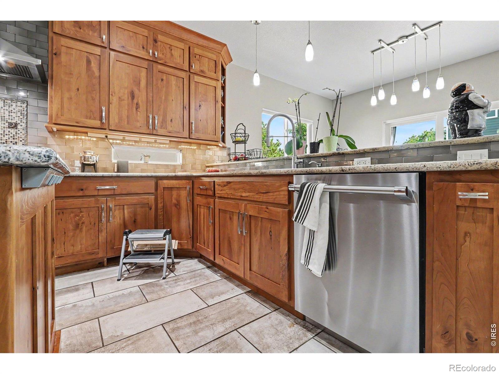 MLS Image #11 for 1339  forrestal drive,fort collins, Colorado