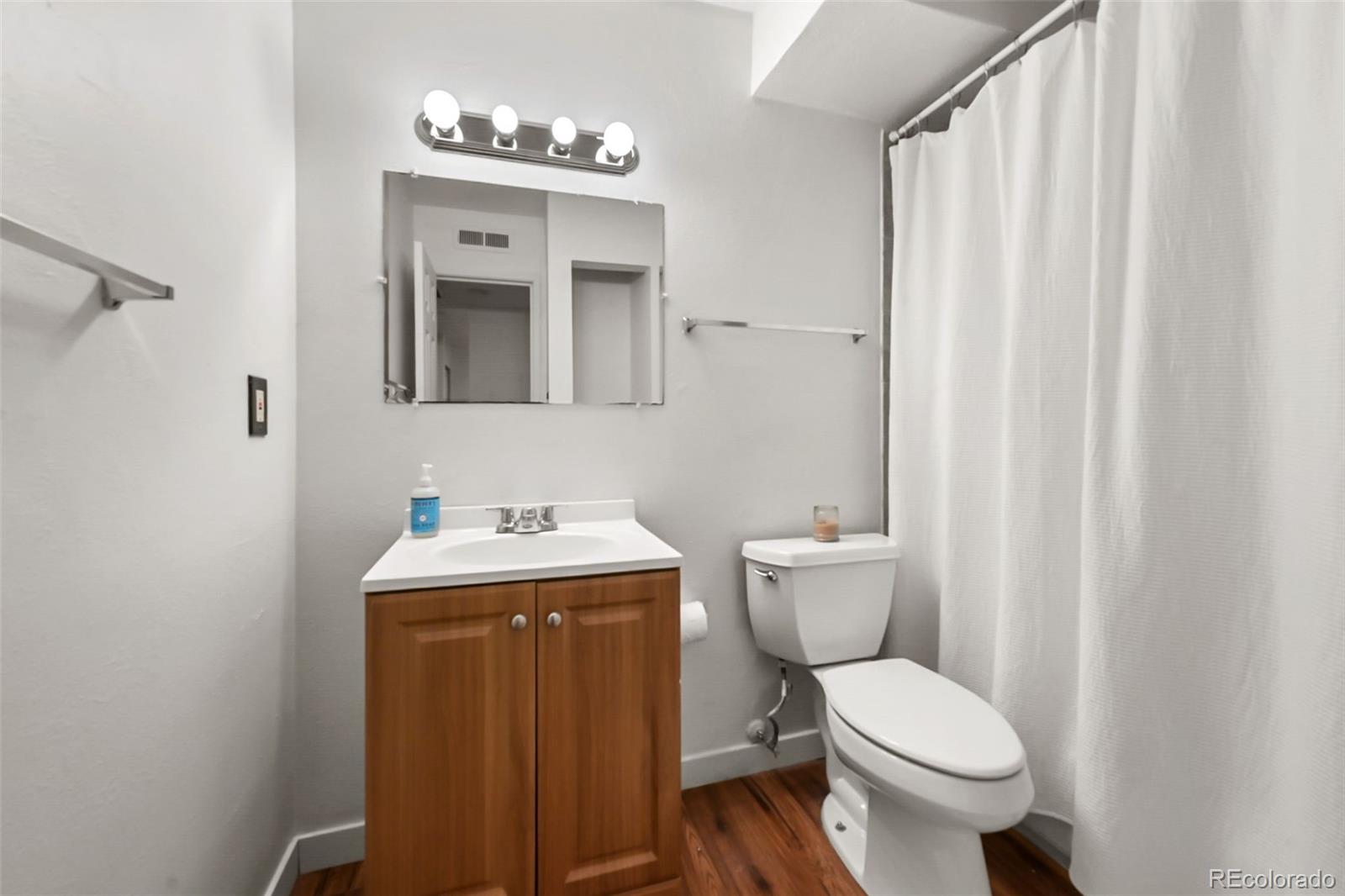MLS Image #11 for 3653 s sheridan boulevard,denver, Colorado