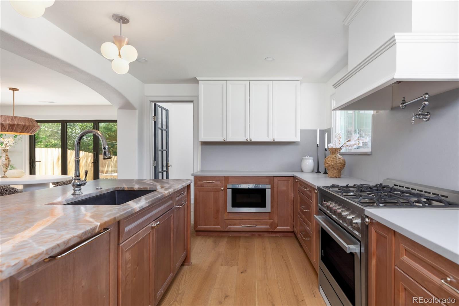 MLS Image #7 for 6001 e cedar avenue,denver, Colorado