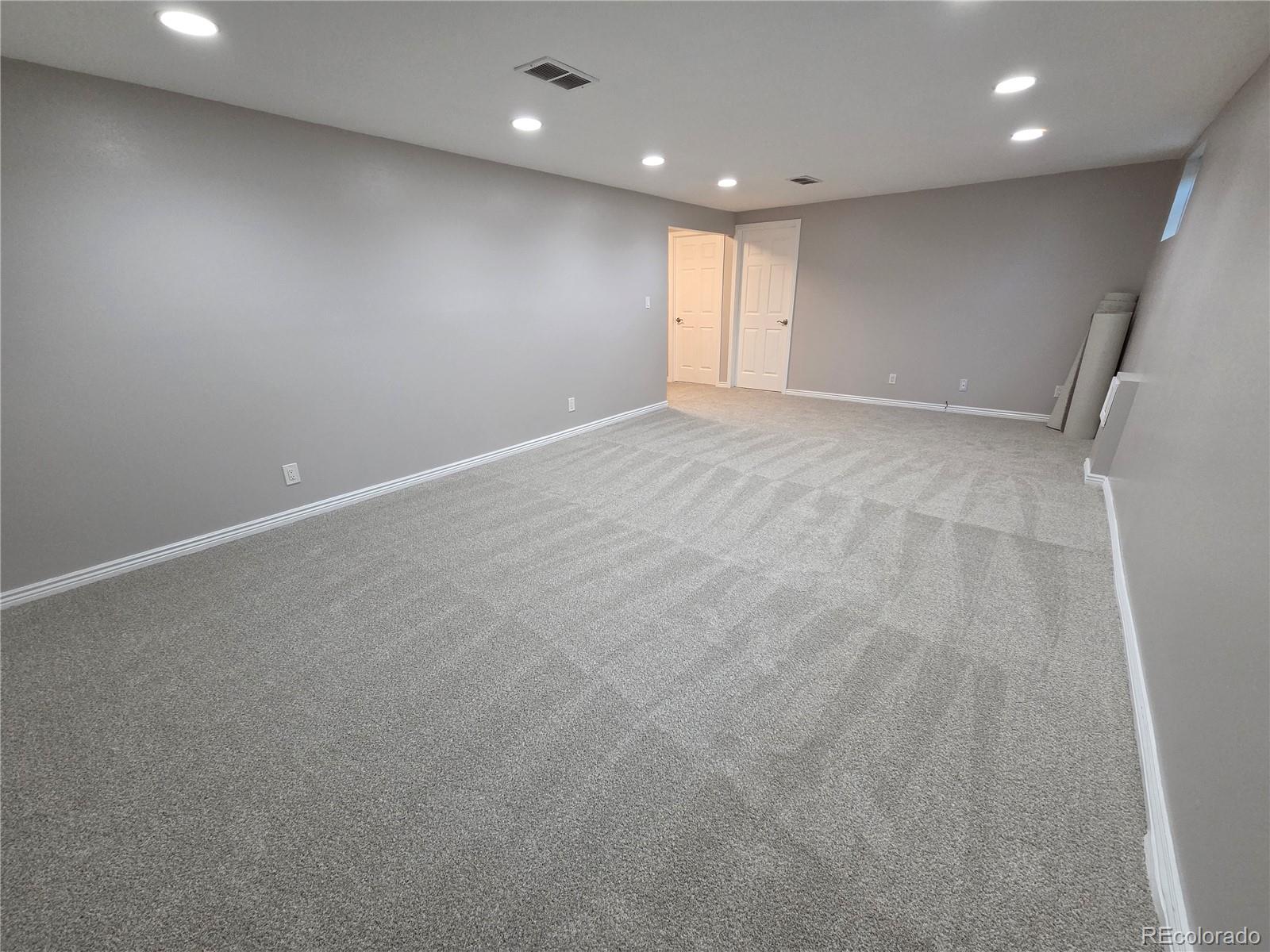 MLS Image #17 for 3282 s vrain street,denver, Colorado