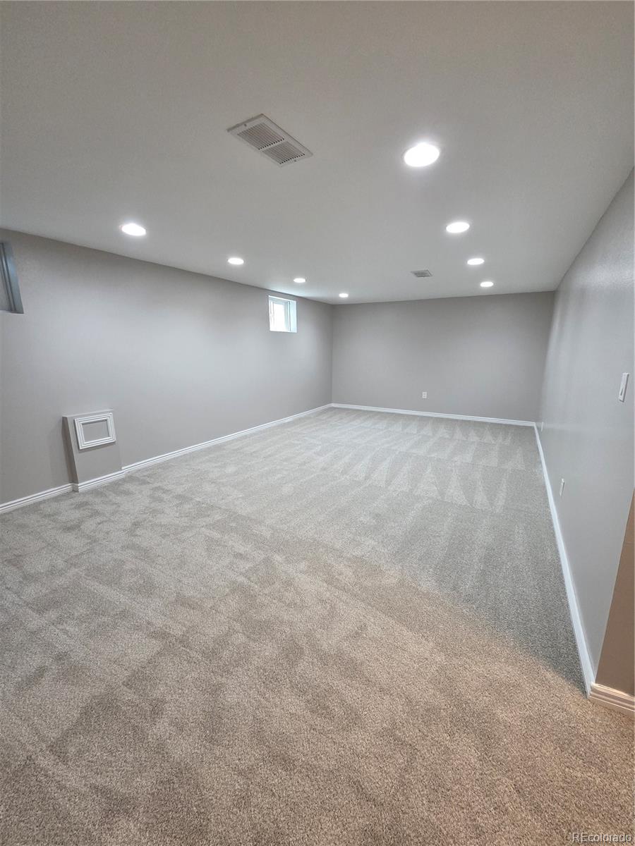 MLS Image #18 for 3282 s vrain street,denver, Colorado