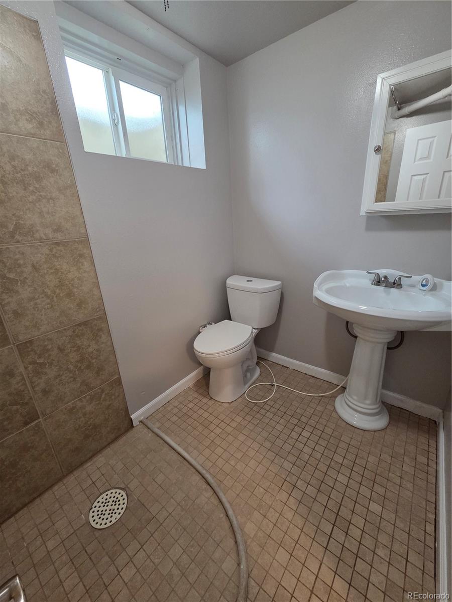 MLS Image #22 for 3282 s vrain street,denver, Colorado