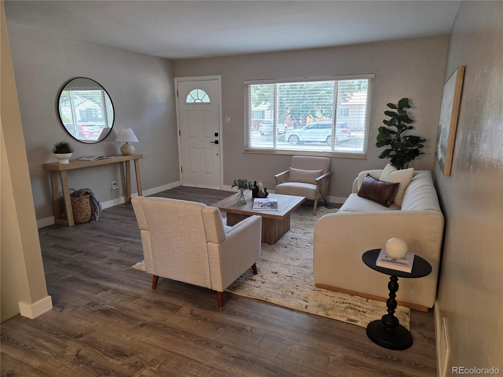 MLS Image #4 for 3282 s vrain street,denver, Colorado