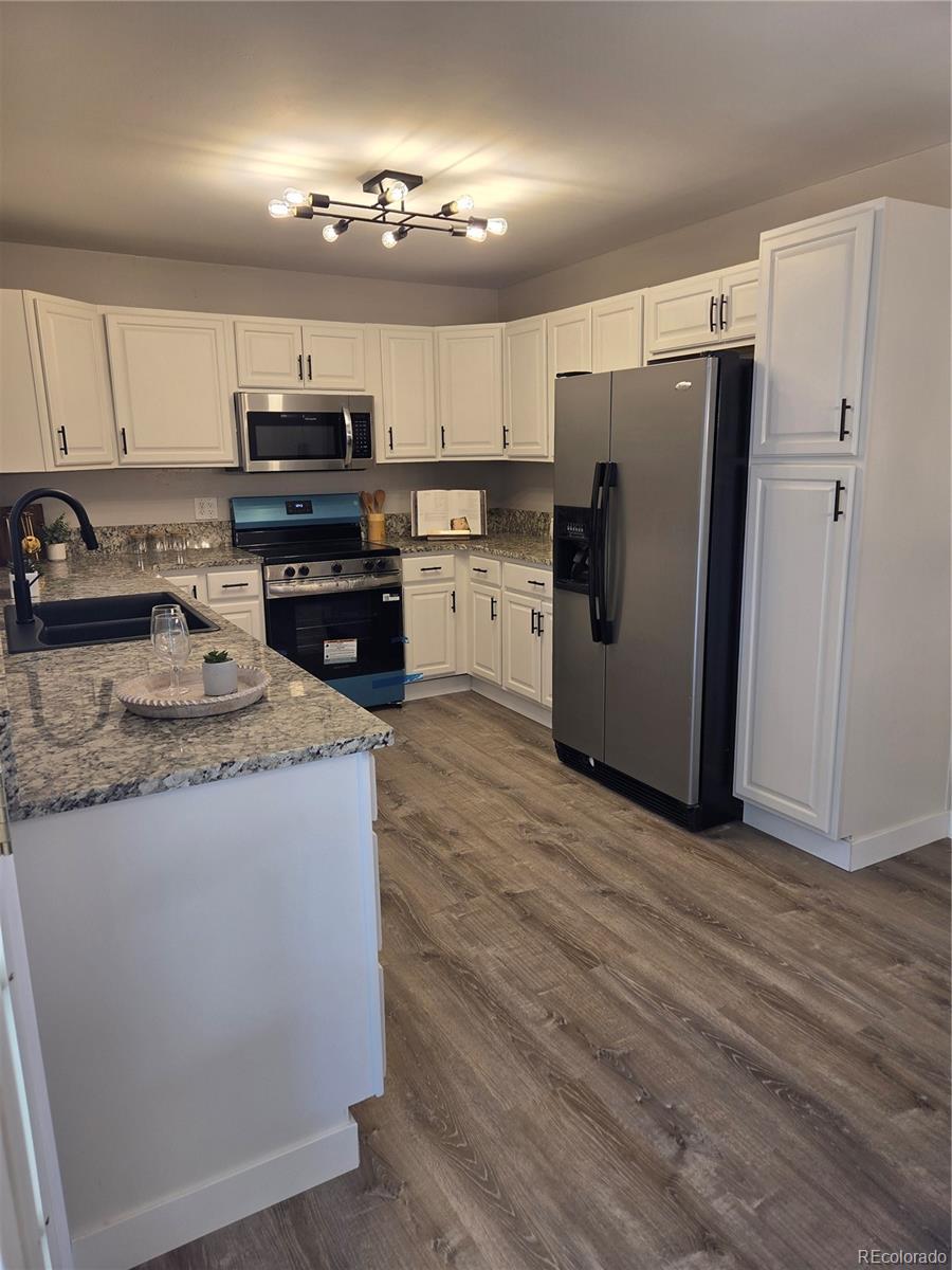 MLS Image #6 for 3282 s vrain street,denver, Colorado