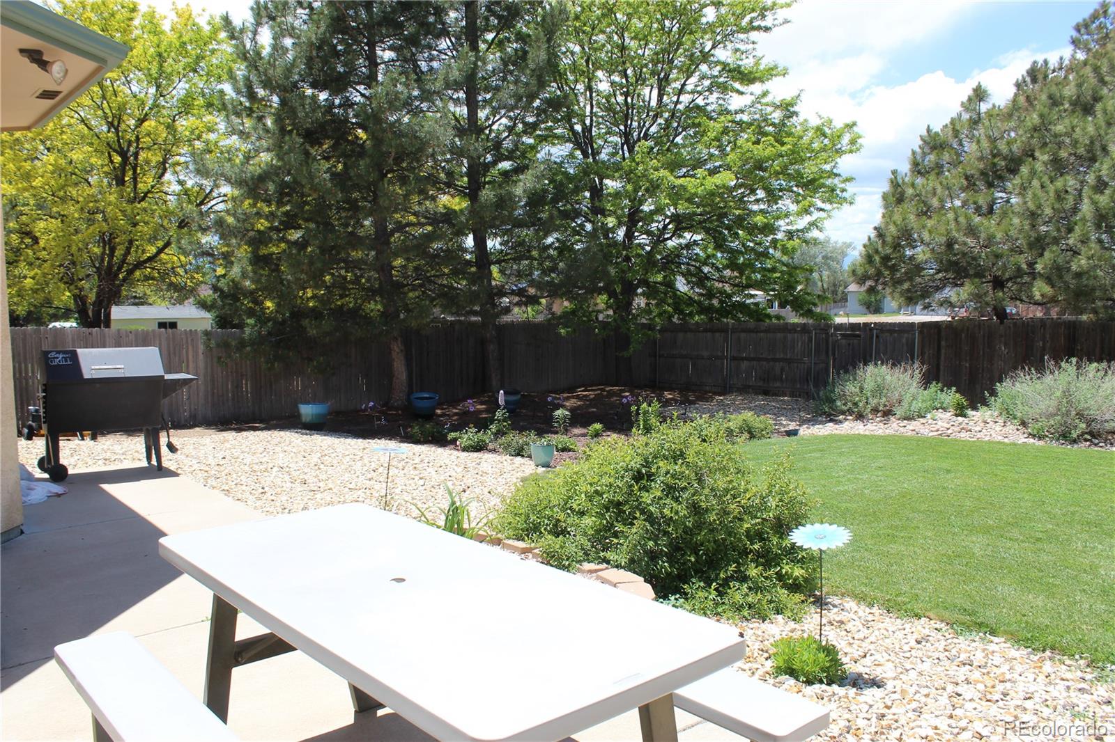 MLS Image #6 for 109 s chi chi drive,pueblo, Colorado