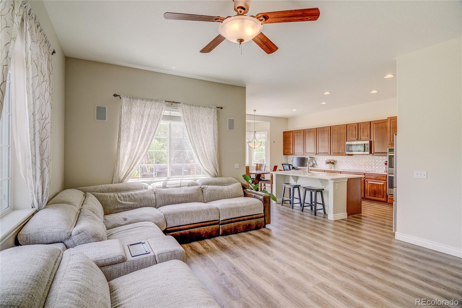 MLS Image #10 for 22226 e glasgow place,aurora, Colorado