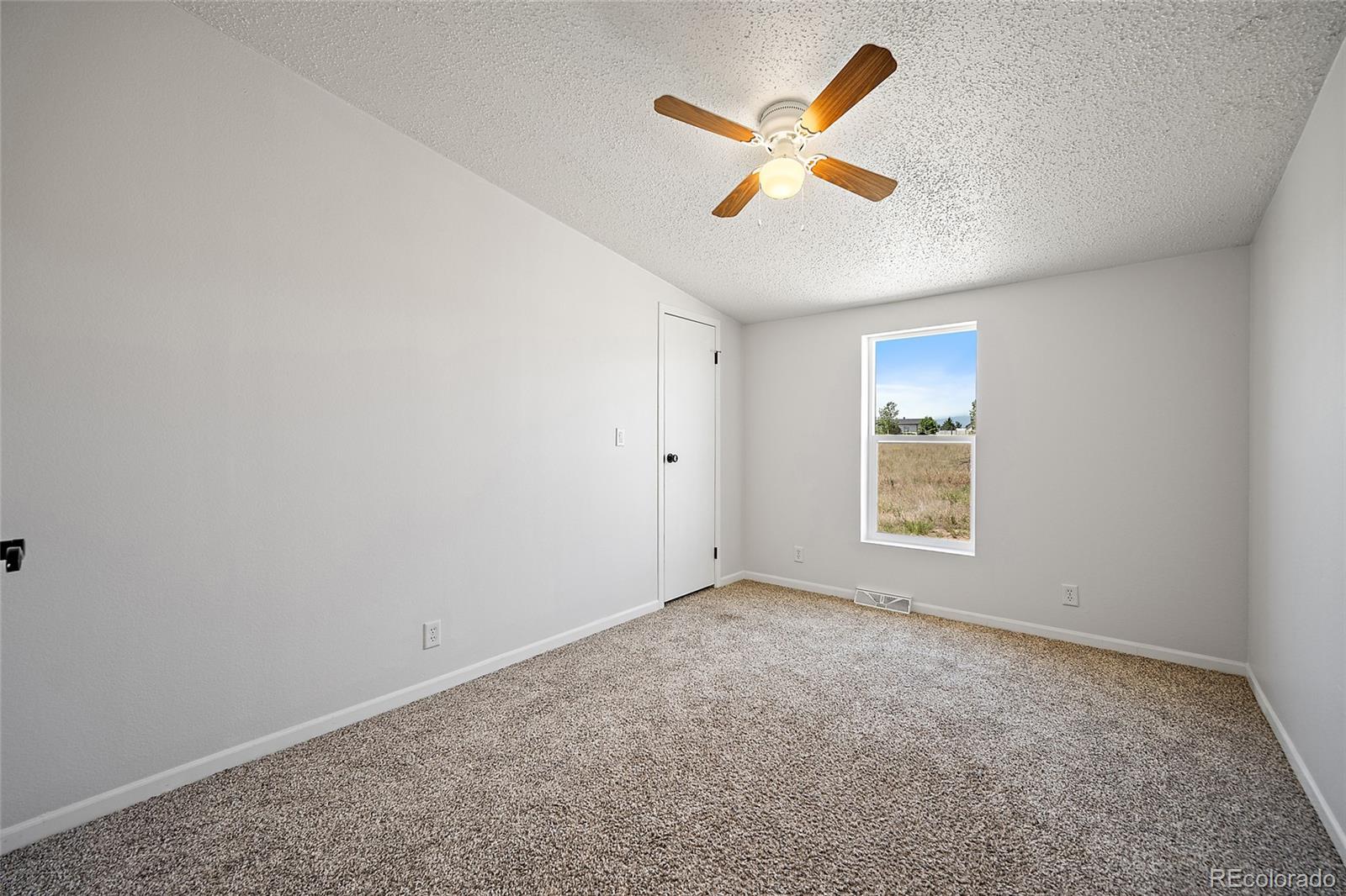 MLS Image #31 for 1385  antelope drive,calhan, Colorado