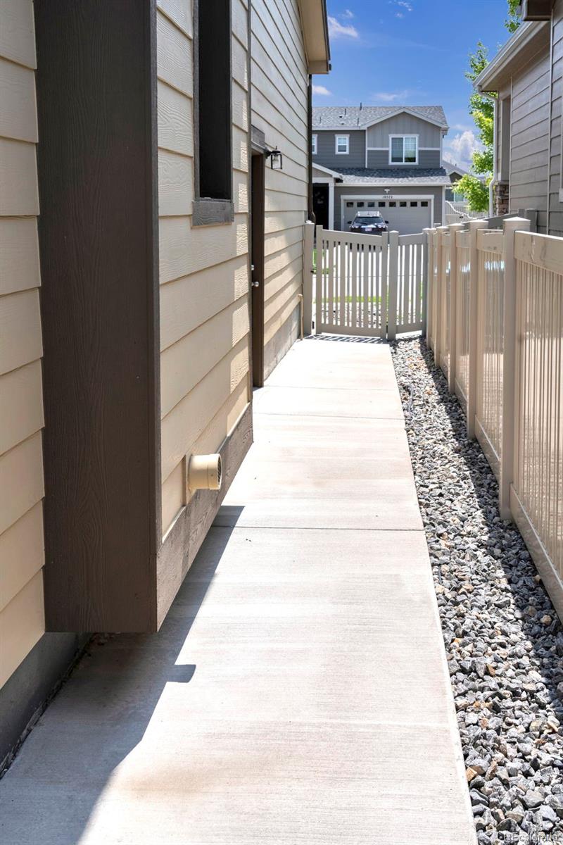 MLS Image #32 for 10573  yosemite street,henderson, Colorado
