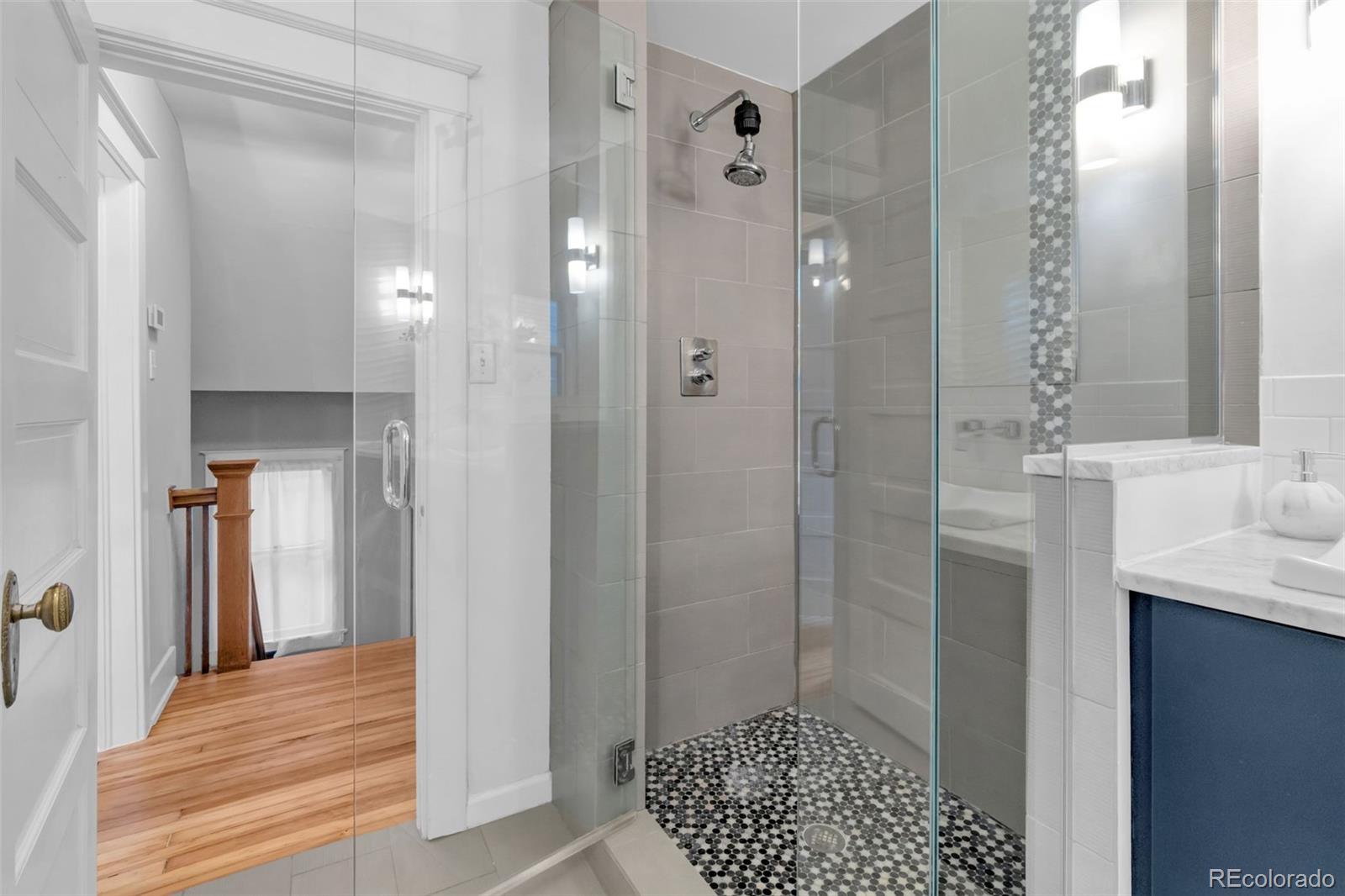 MLS Image #25 for 844 n marion street,denver, Colorado