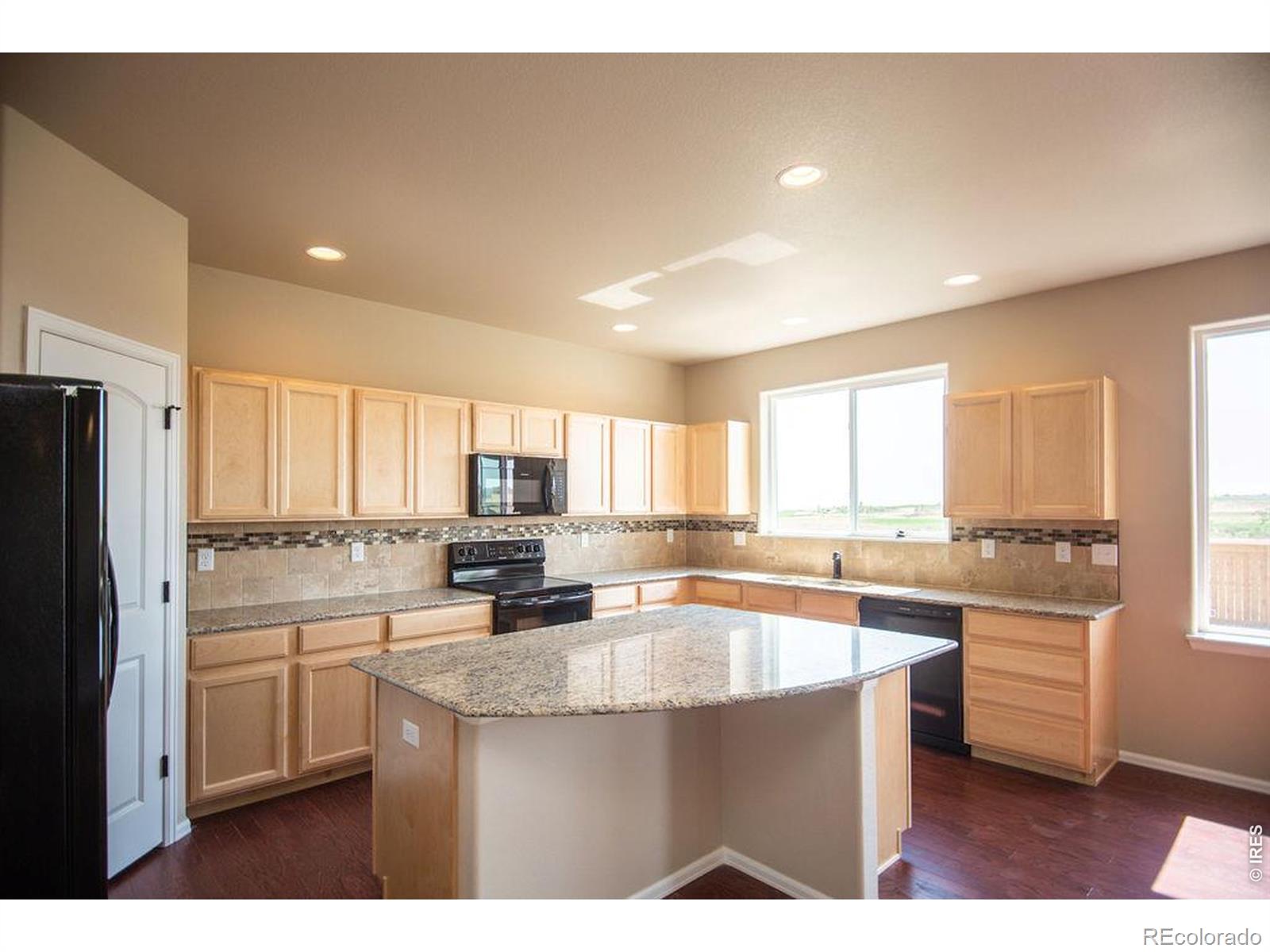 MLS Image #8 for 1649  country sun court,windsor, Colorado