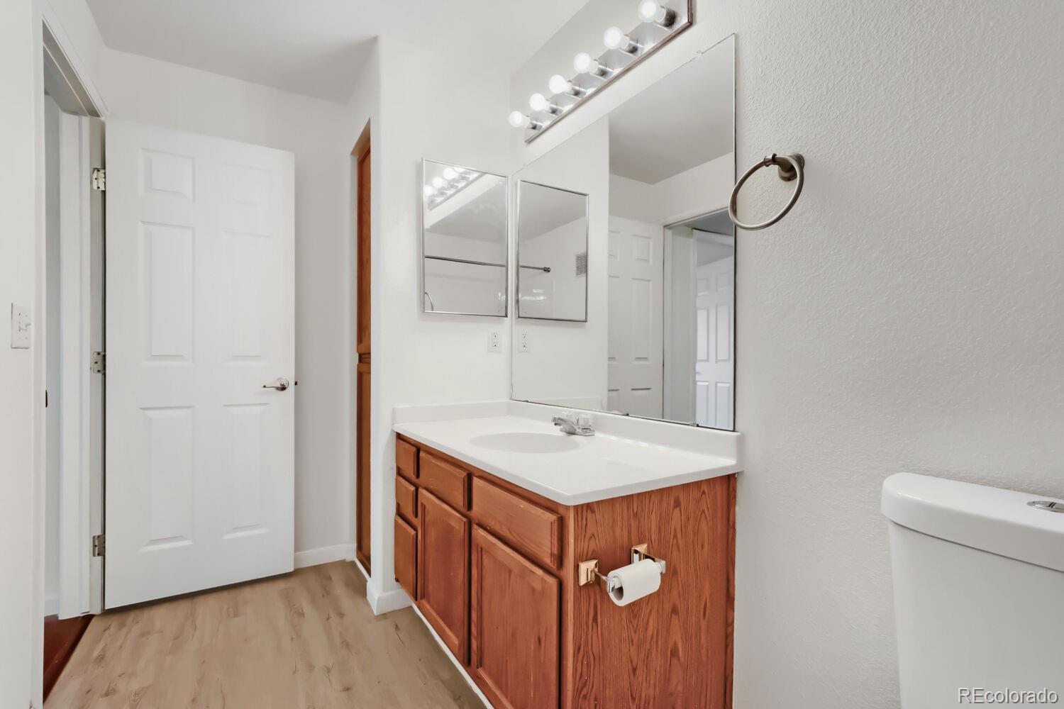 MLS Image #15 for 9991 e idaho circle,aurora, Colorado