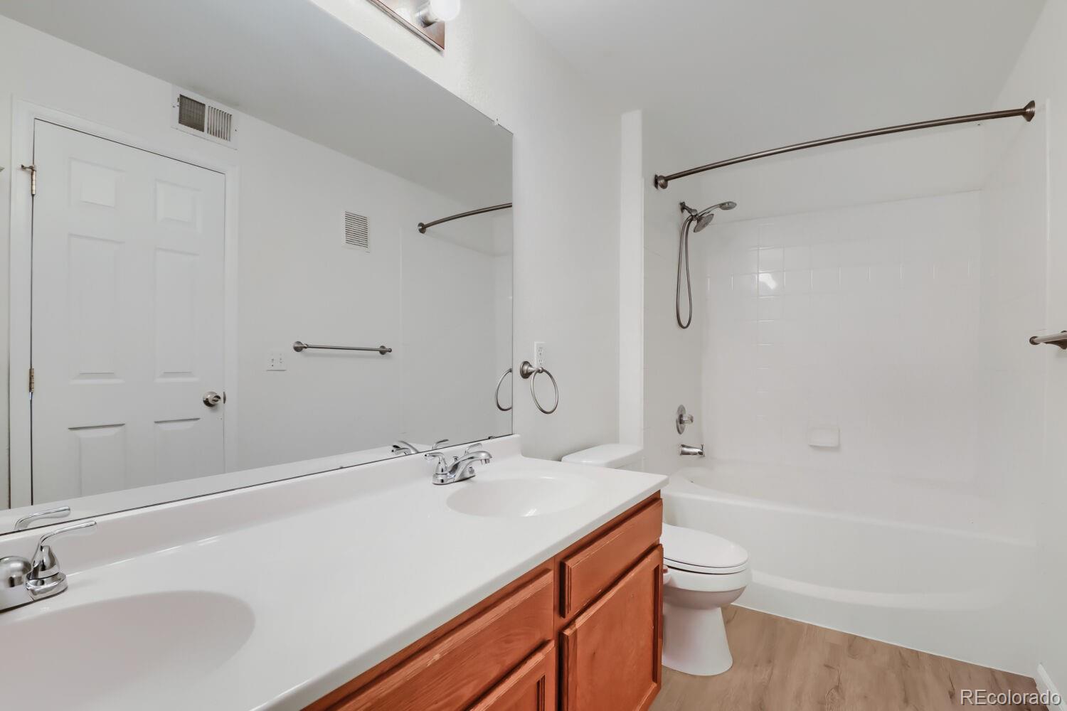 MLS Image #23 for 9991 e idaho circle,aurora, Colorado