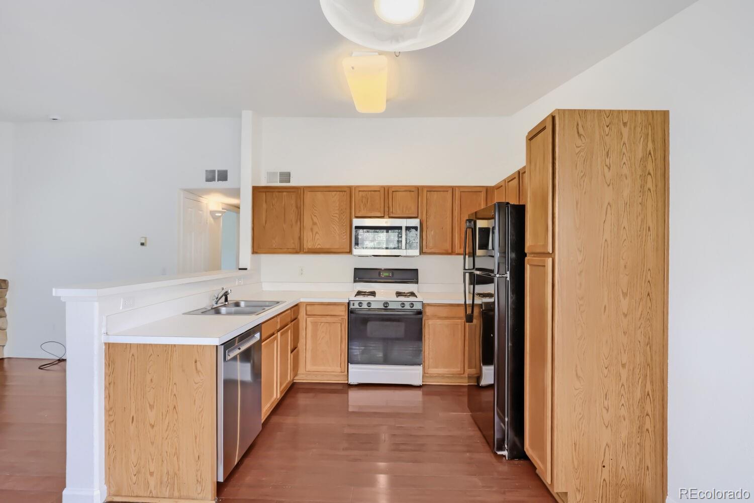 MLS Image #7 for 9991 e idaho circle,aurora, Colorado