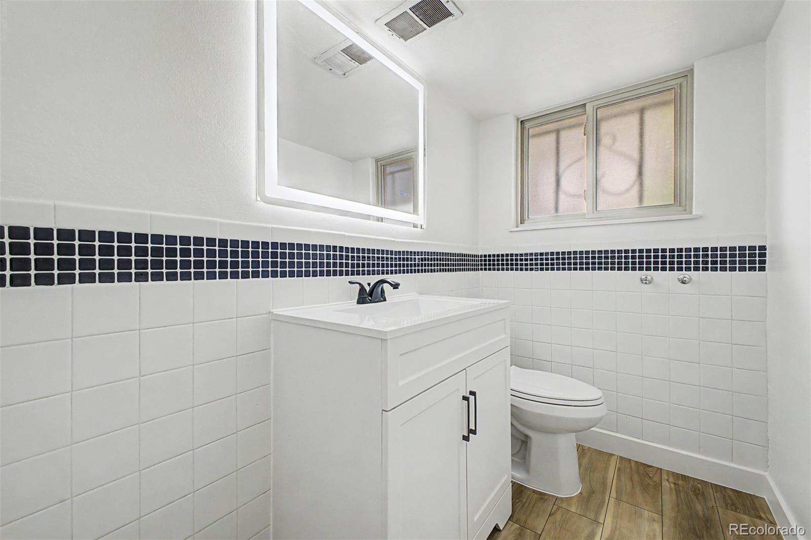 MLS Image #10 for 8346 e girard avenue,denver, Colorado