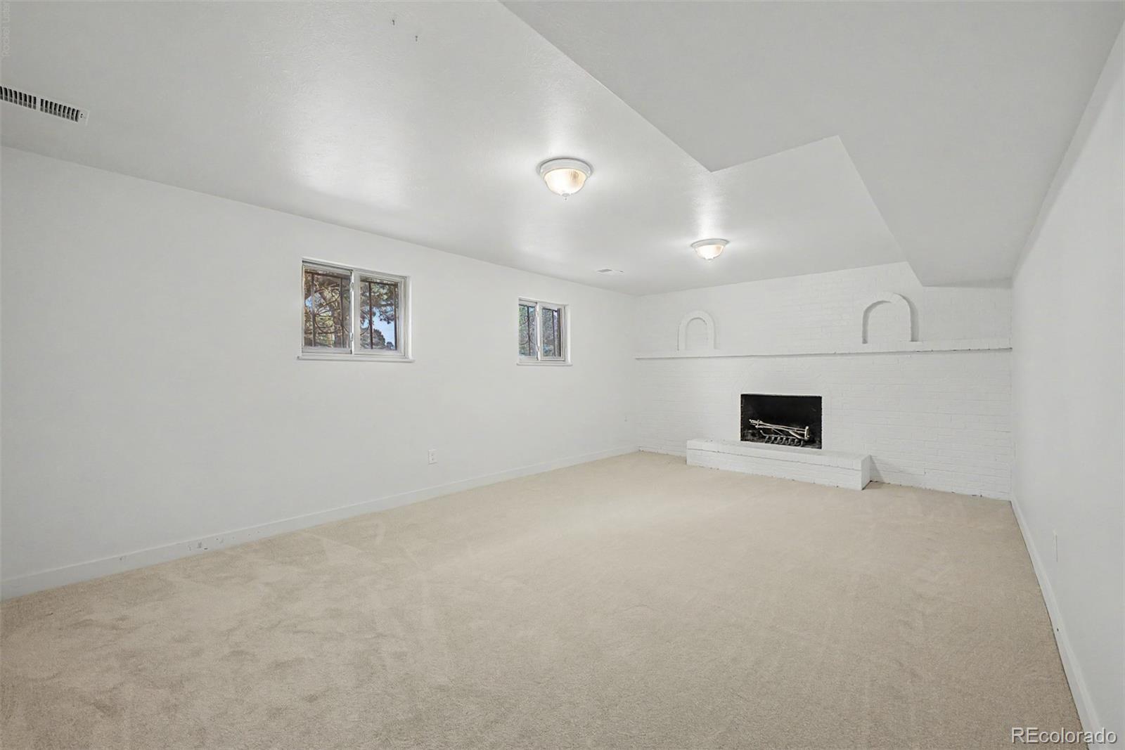 MLS Image #16 for 8346 e girard avenue,denver, Colorado