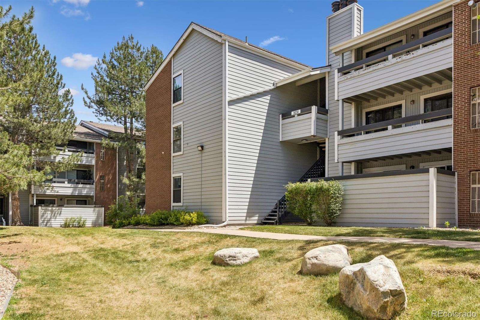 MLS Image #2 for 14214 e 1st drive,aurora, Colorado