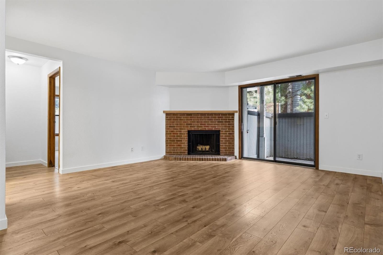 MLS Image #3 for 14214 e 1st drive,aurora, Colorado