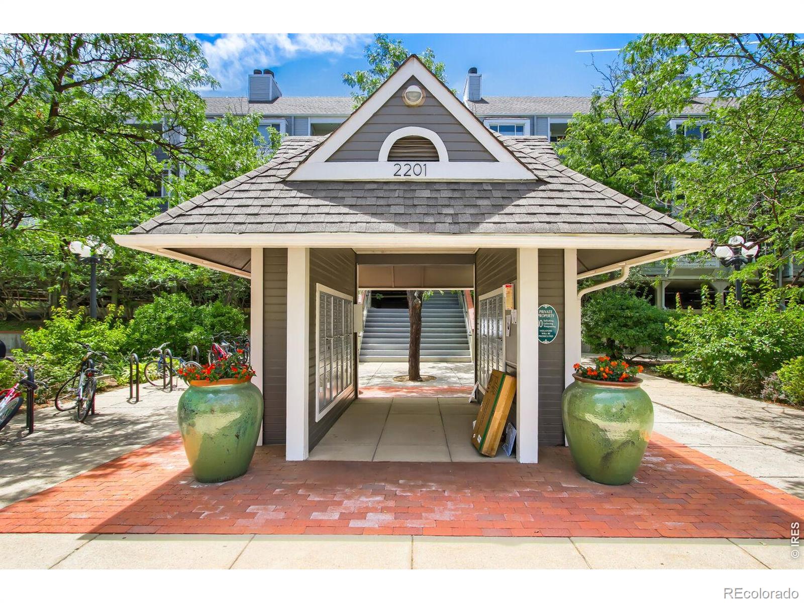 MLS Image #16 for 2201  pearl street,boulder, Colorado