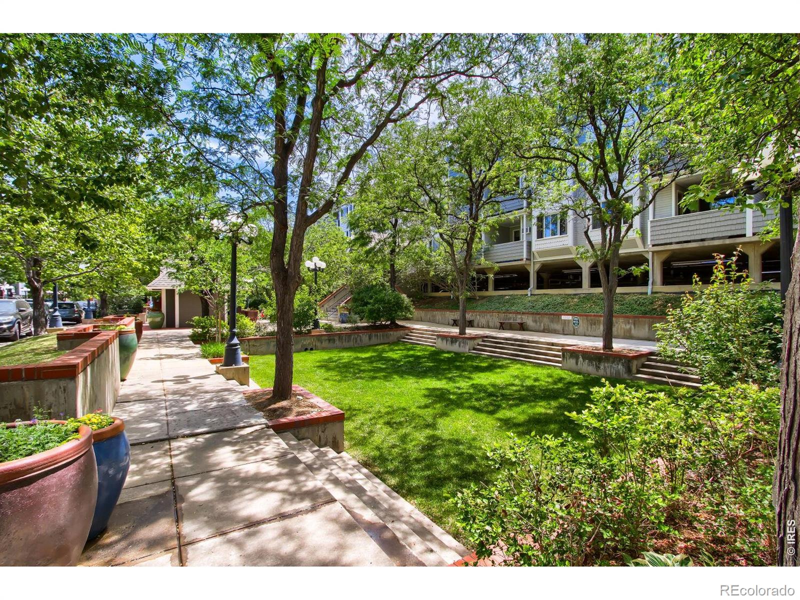 MLS Image #17 for 2201  pearl street,boulder, Colorado