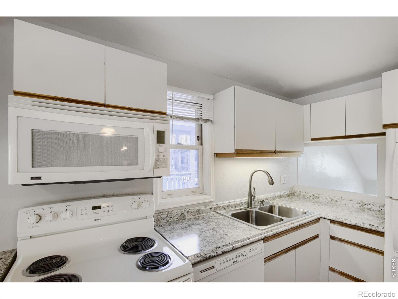 MLS Image #6 for 2201  pearl street,boulder, Colorado