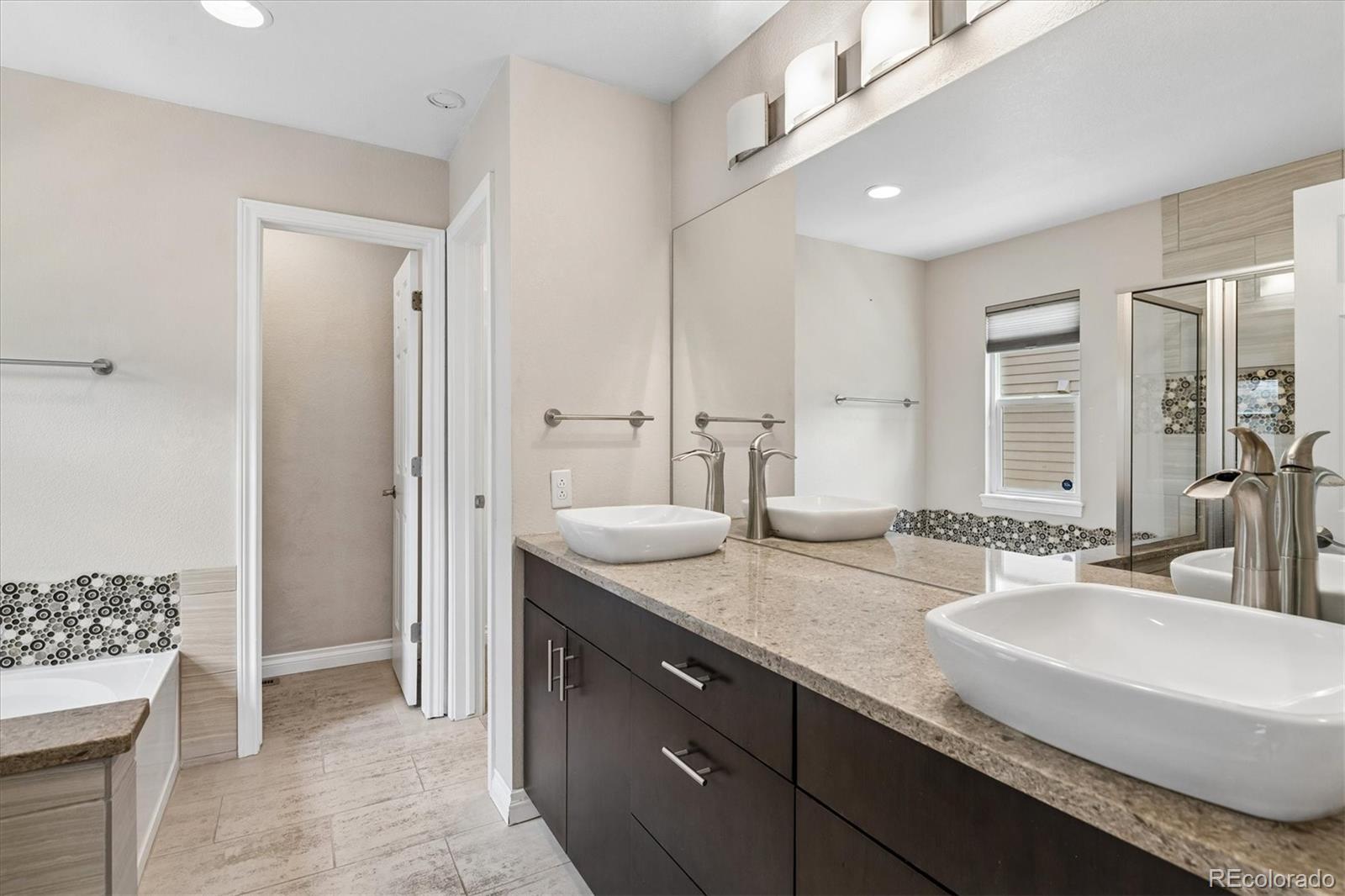 MLS Image #20 for 200  powderhorn trail,broomfield, Colorado