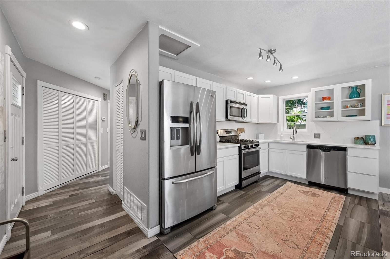 MLS Image #3 for 1910 s decatur street,denver, Colorado