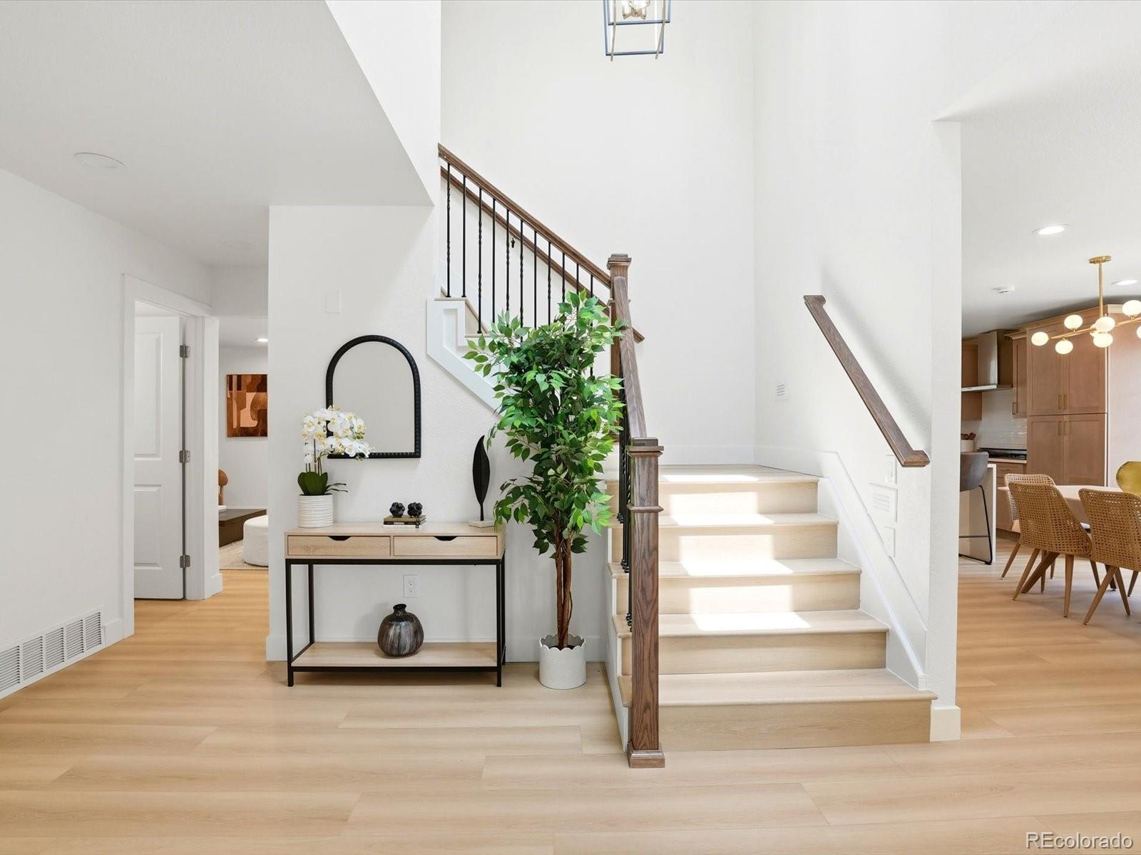 MLS Image #2 for 10627 w chautauga mountain,littleton, Colorado