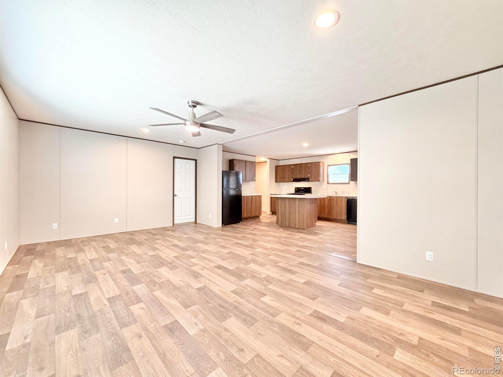 MLS Image #5 for 103  beach drive,log lane village, Colorado
