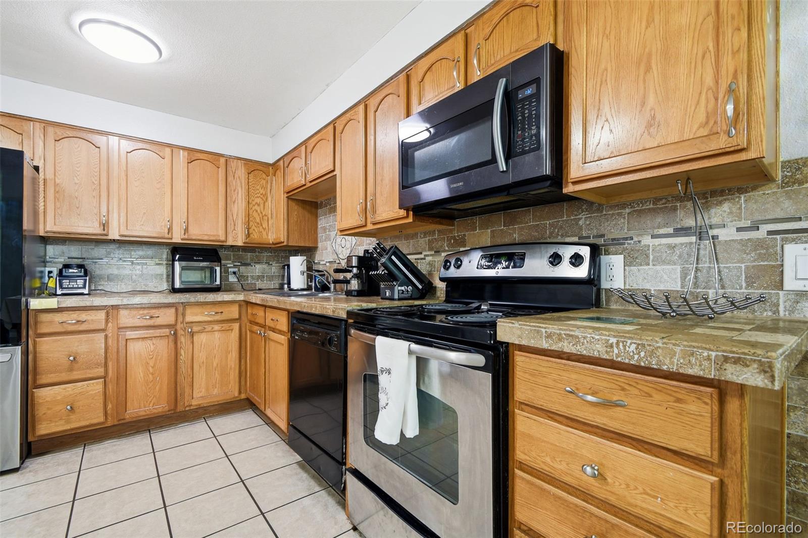MLS Image #12 for 14938 e florida avenue,aurora, Colorado
