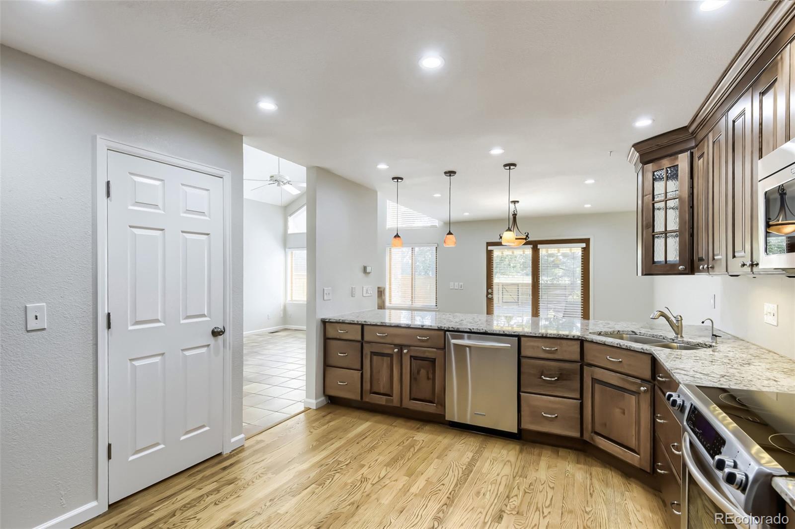 MLS Image #11 for 6393 s jackson street,littleton, Colorado