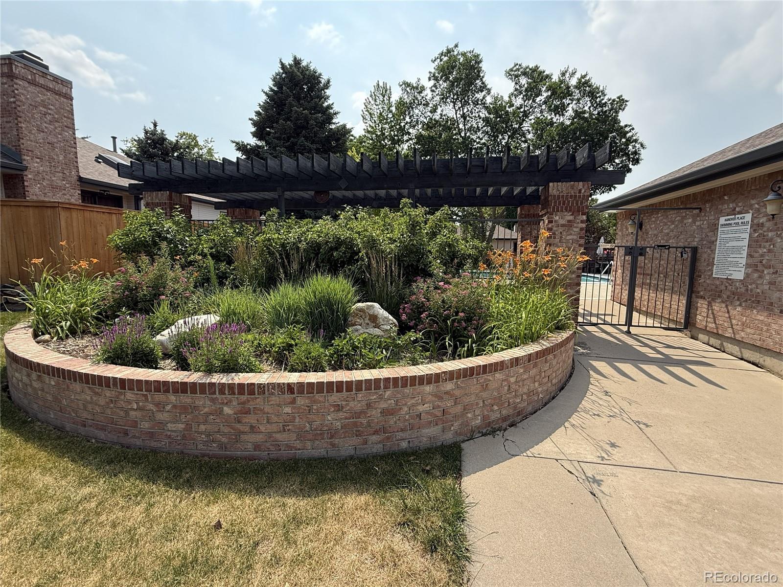 MLS Image #37 for 6393 s jackson street,littleton, Colorado