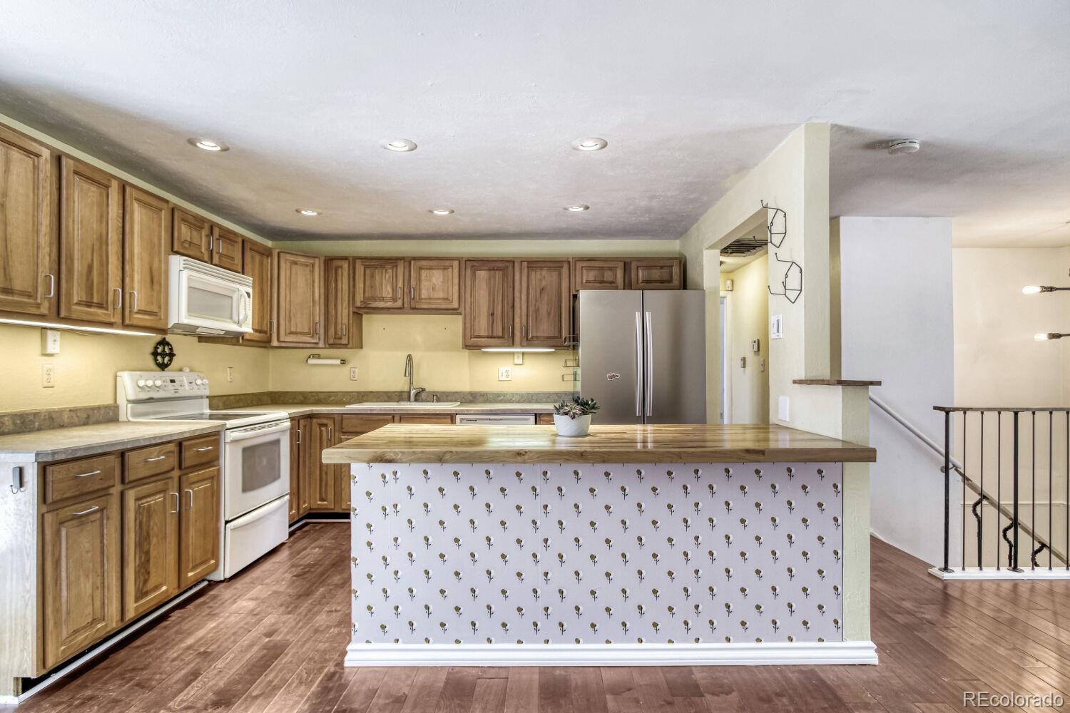 MLS Image #2 for 5160  simms place,wheat ridge, Colorado
