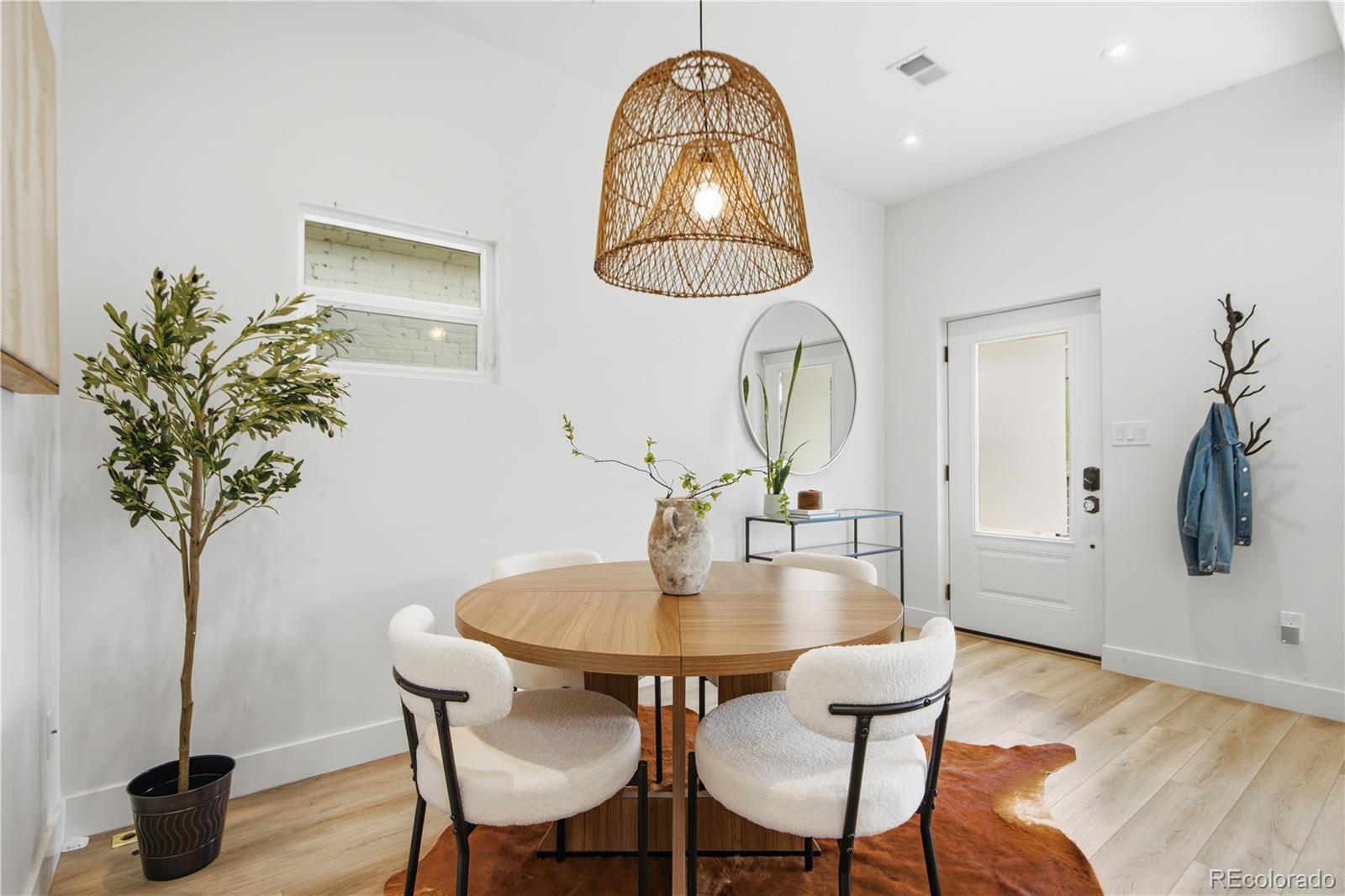 MLS Image #12 for 1419 s acoma street,denver, Colorado