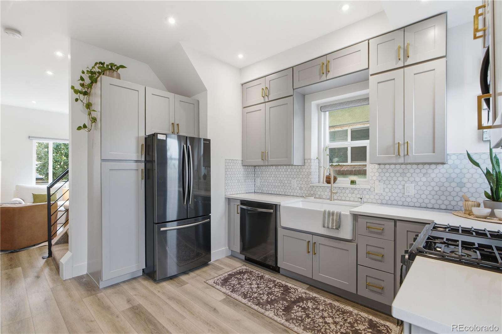 MLS Image #18 for 1419 s acoma street,denver, Colorado