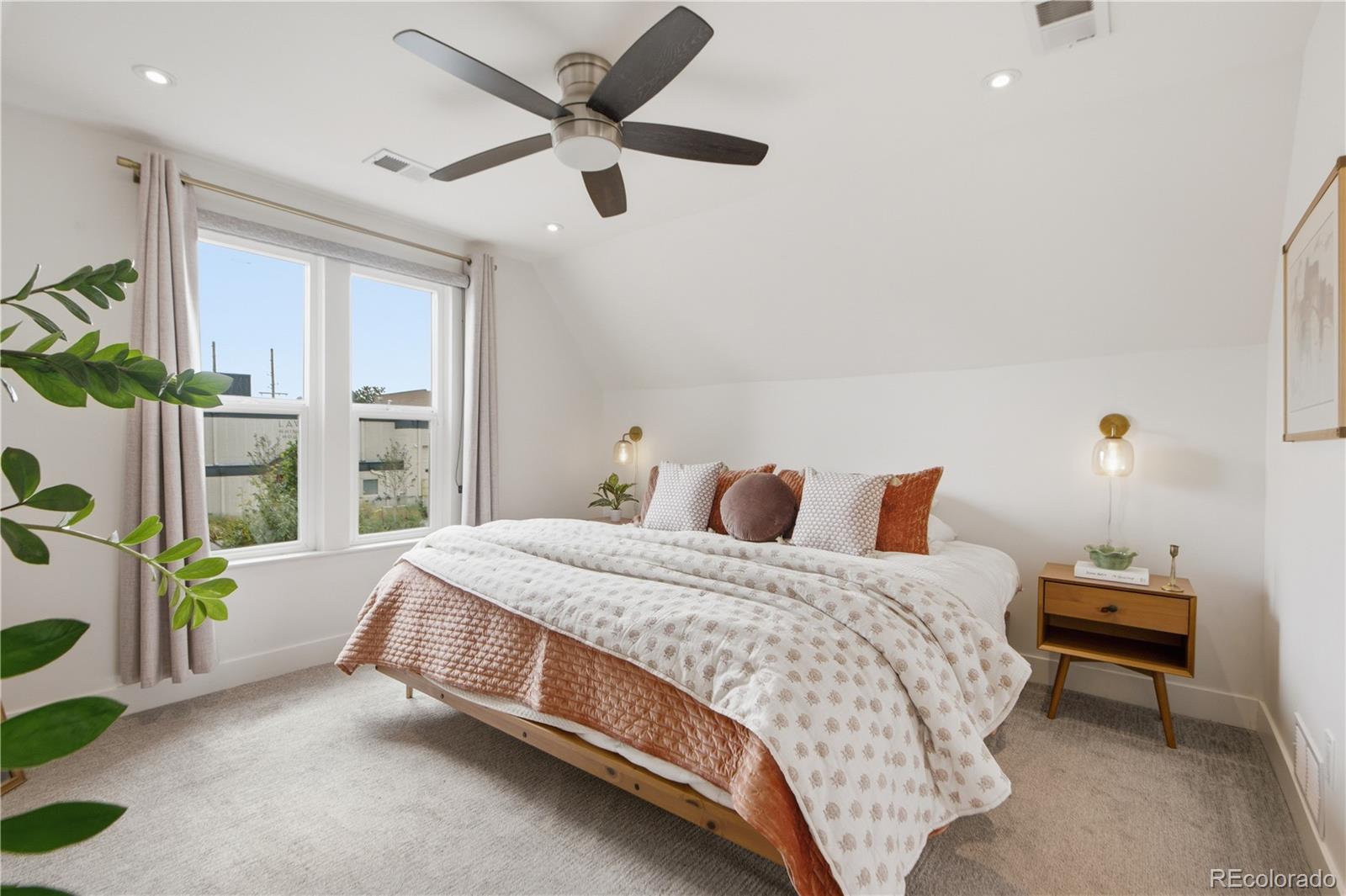 MLS Image #24 for 1419 s acoma street,denver, Colorado
