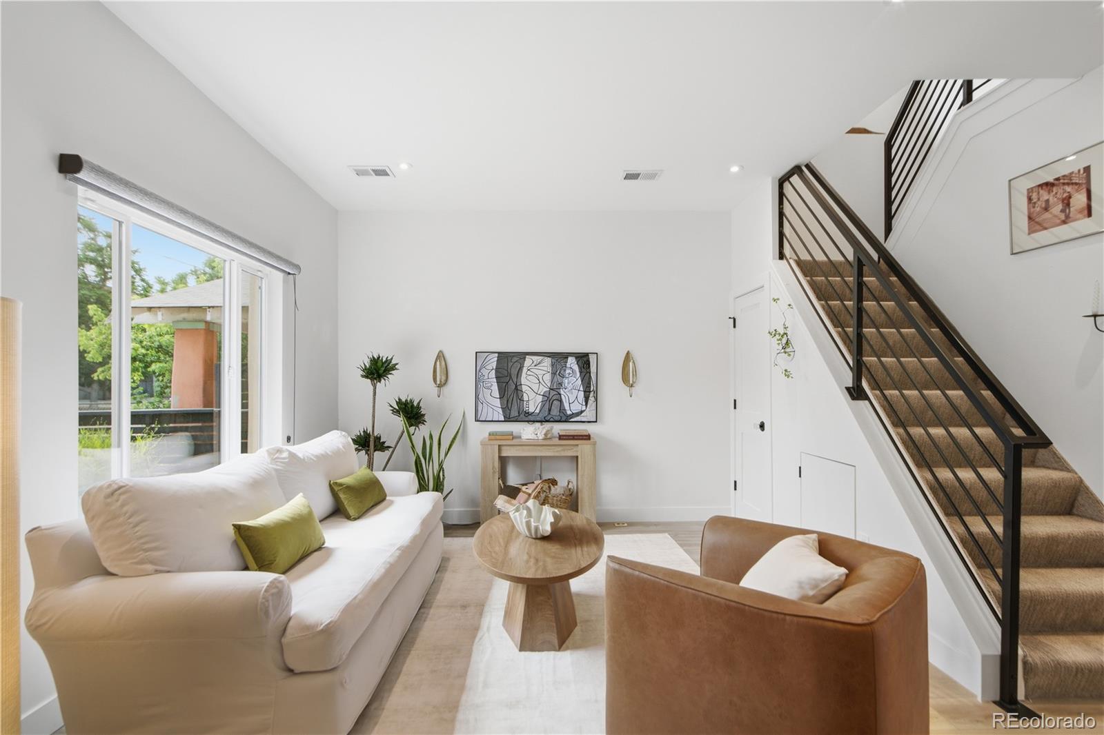 MLS Image #7 for 1419 s acoma street,denver, Colorado