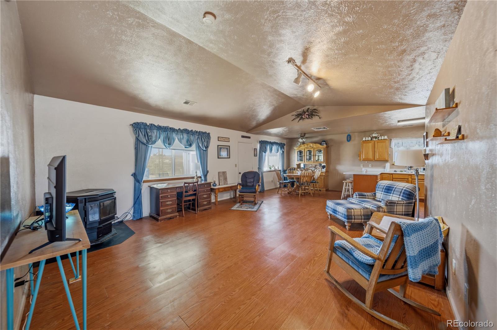 MLS Image #3 for 67277  las vegas drive,montrose, Colorado