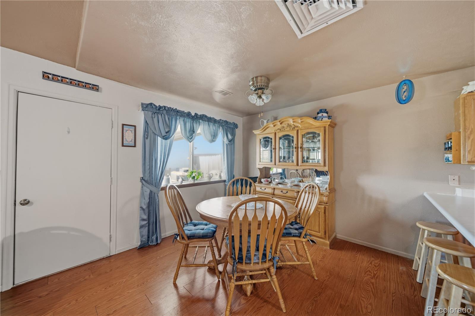MLS Image #5 for 67277  las vegas drive,montrose, Colorado