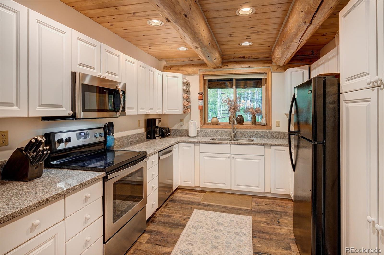 MLS Image #9 for 232 n side circle,silverthorne, Colorado