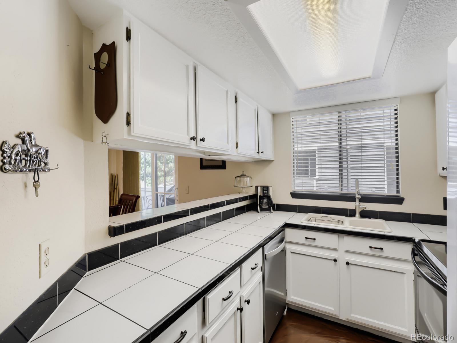 MLS Image #4 for 50 s moline street,aurora, Colorado