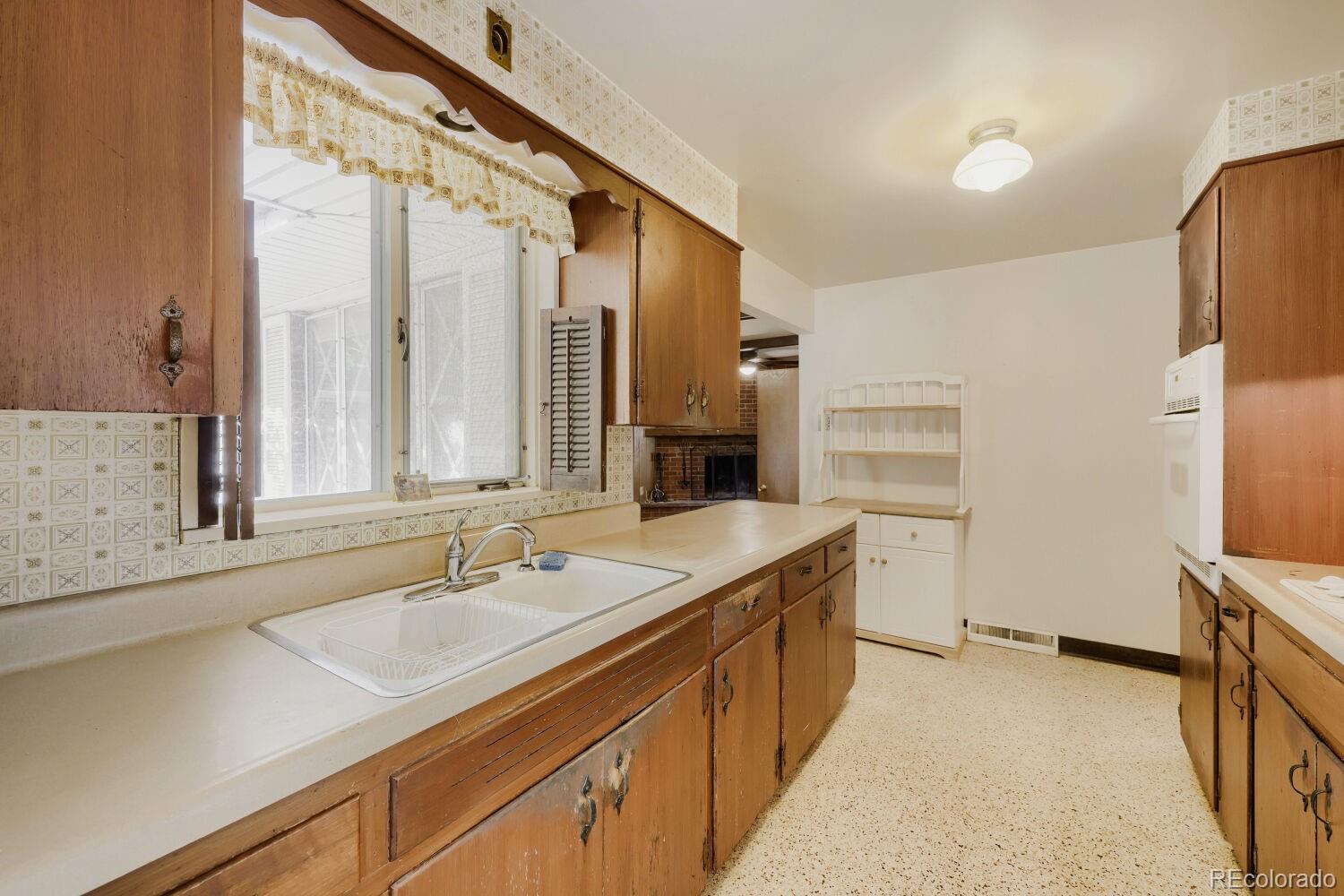 MLS Image #9 for 311  main street,broomfield, Colorado