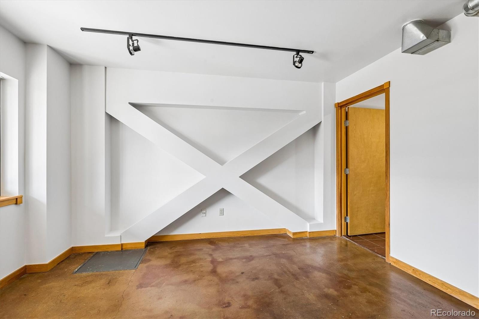 MLS Image #23 for 2715  blake street 201,denver, Colorado