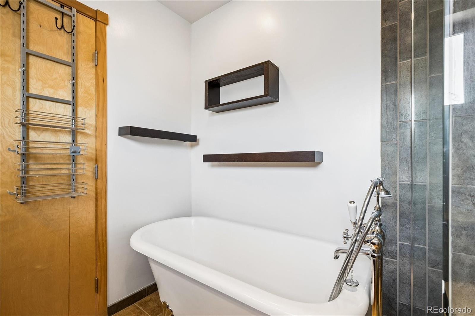 MLS Image #37 for 2715  blake street 201,denver, Colorado