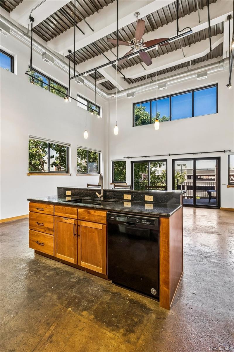 MLS Image #5 for 2715  blake street 201,denver, Colorado