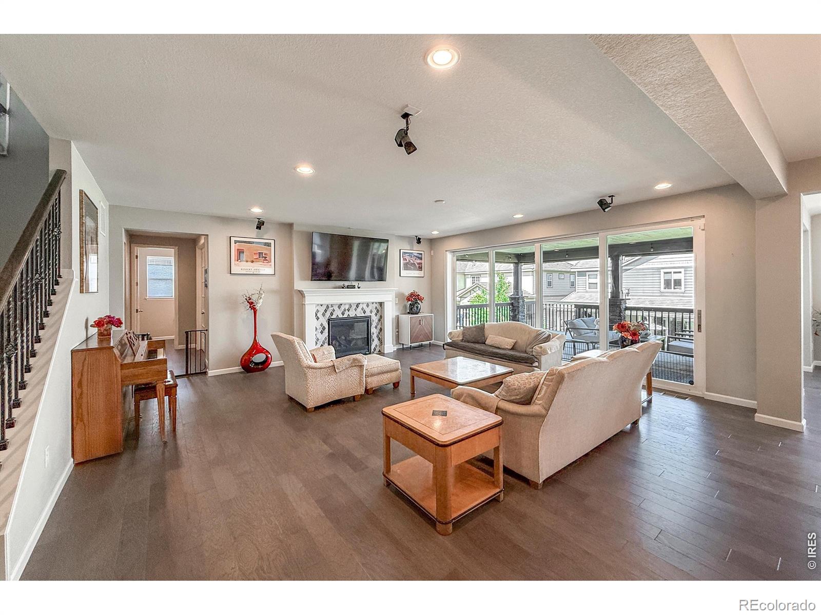 MLS Image #11 for 16277  pikes peak drive,broomfield, Colorado