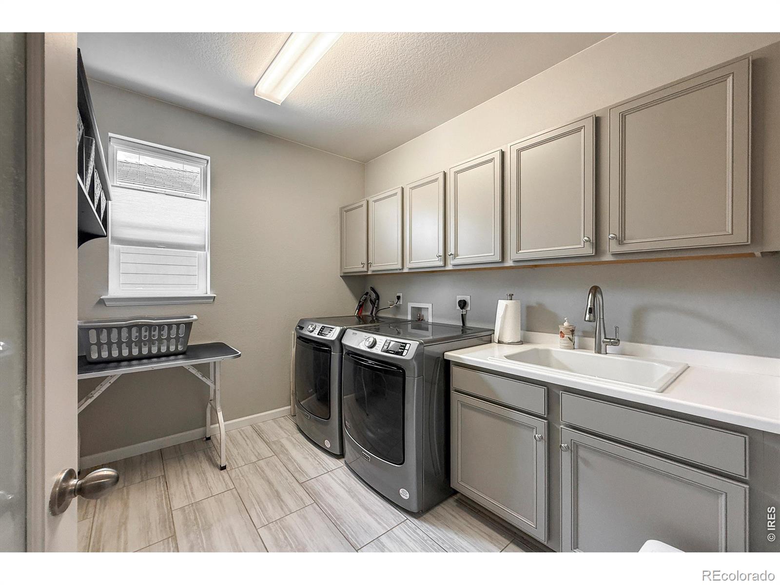 MLS Image #16 for 16277  pikes peak drive,broomfield, Colorado