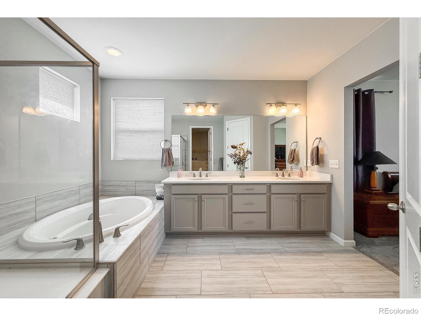 MLS Image #20 for 16277  pikes peak drive,broomfield, Colorado