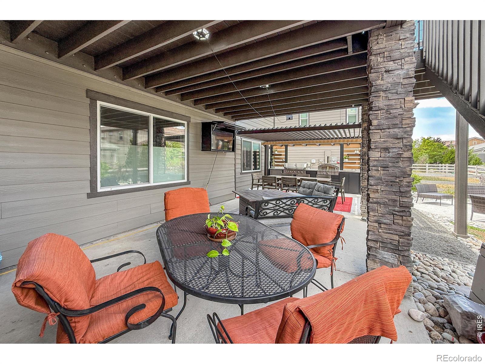MLS Image #44 for 16277  pikes peak drive,broomfield, Colorado
