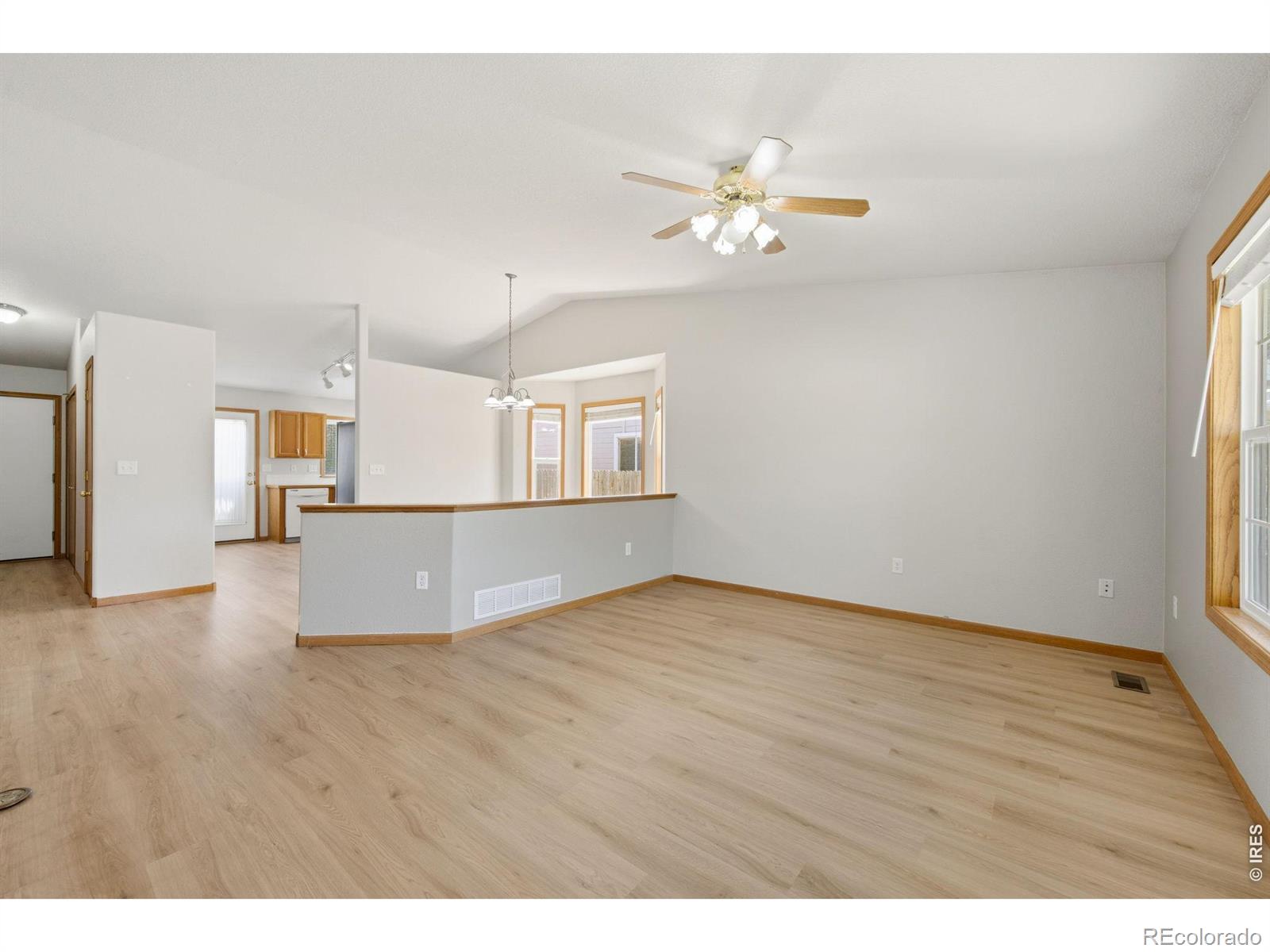 MLS Image #4 for 356  cardinal avenue,loveland, Colorado